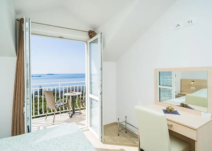 Appartement Samba- Premium One-bedroom With Balcony And Sea View