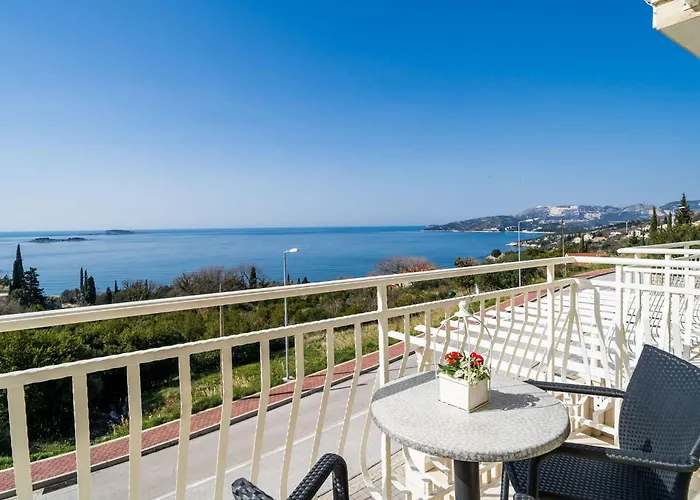 Appartement Samba- Premium One-bedroom With Balcony And Sea View *