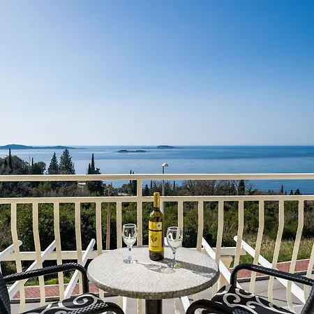 Samba- Premium One-bedroom With Balcony And Sea View Apartment Mlini