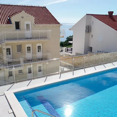 Apartment Samba- Premium One-bedroom With Balcony And Sea View *