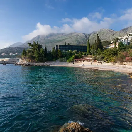 Samba- Premium One-bedroom With Balcony And Sea View Mlini