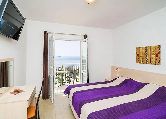 Samba- Premium One-bedroom With Balcony And Sea View 믈리니