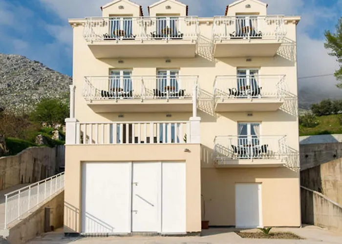 Samba- Premium One-bedroom With Balcony And Sea View 아파트