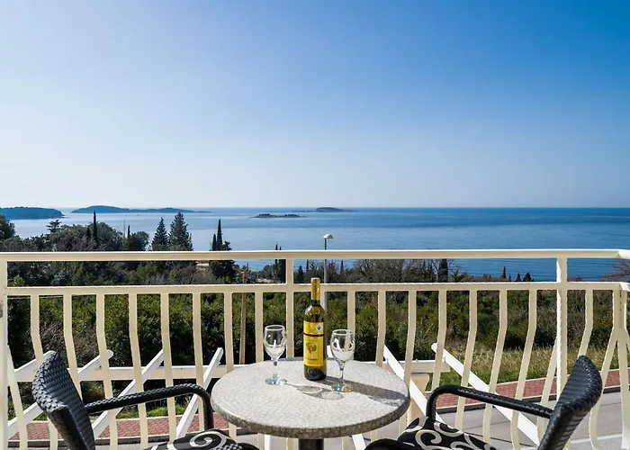 Samba- Premium One-bedroom With Balcony And Sea View 아파트 믈리니